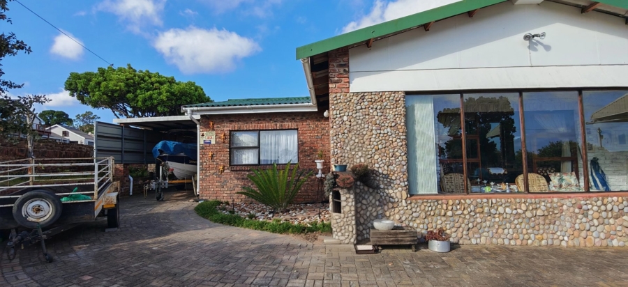 3 Bedroom Property for Sale in Dana Bay Western Cape